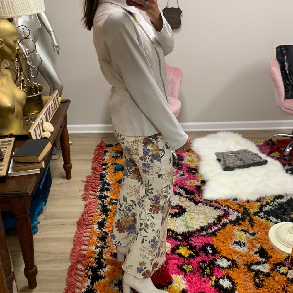 Beautiful spring New Leather Coat - Picture 6 of 16
